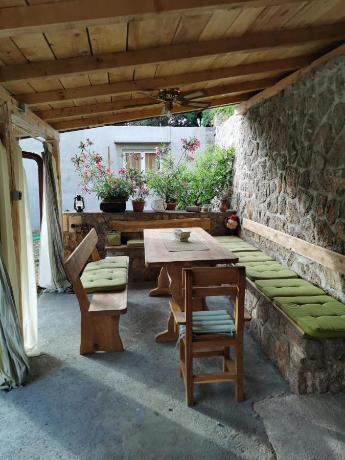 Studio Apartmani Kremic Karlobag Kültér fotó