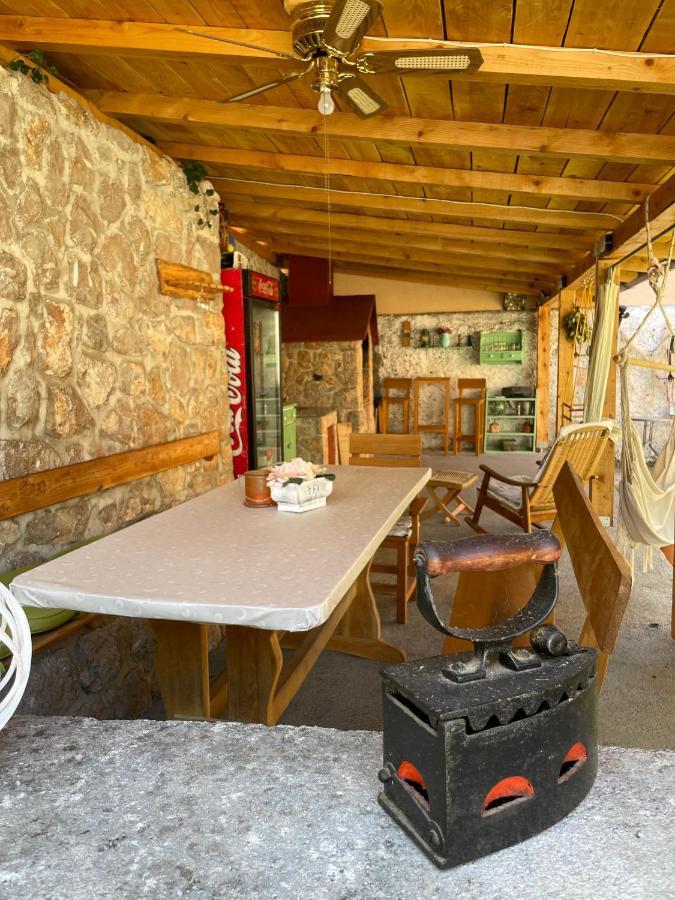 Studio Apartmani Kremic Karlobag Kültér fotó